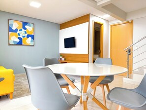 Apartment | Dining room - STAY Live Tower Lozandes (Goiania)