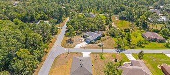 Charming 4-bedroom house with WiFi and AC in pleasant Spring Hill