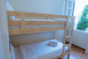 Apartment | 3 bedrooms, in-room safe, soundproofing, iron/ironing board