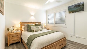 2 bedrooms, WiFi, bed sheets - Edgewater 7 | Ocean Breezes (Yamba)