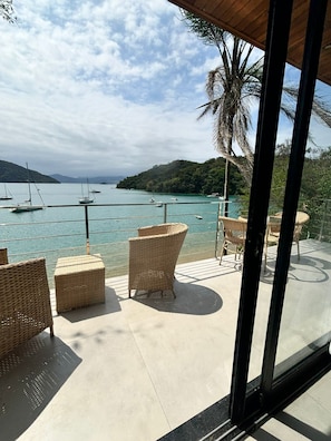 Estúdio, vista parcial para o mar, na torre | Terraço/pátio