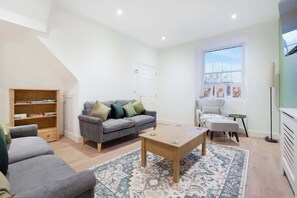 Living area - New! 3BR in Salvin Cottage (Westmorland and Furness)