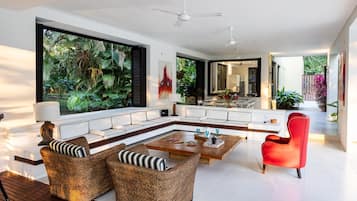 Deluxe House | Ruang tamu