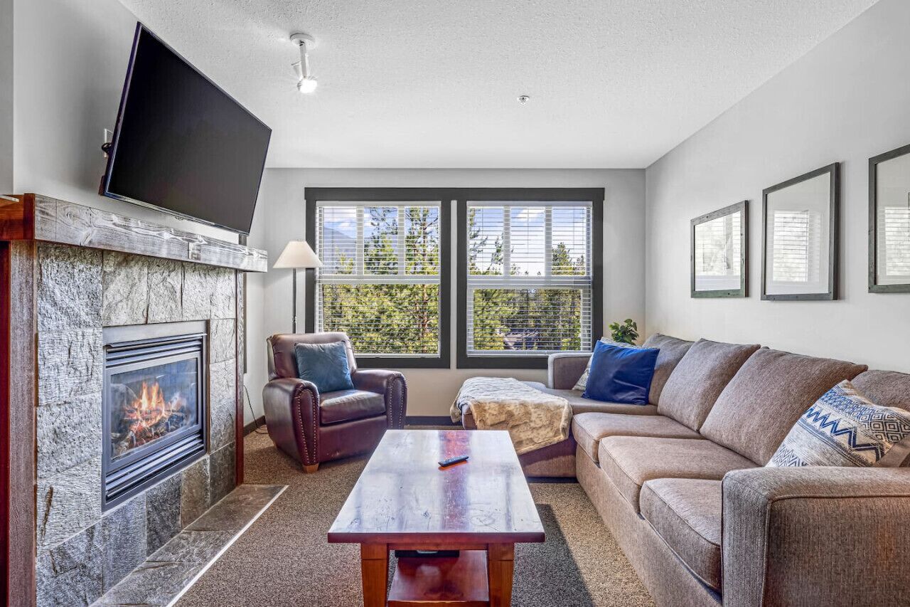 Smart-tv en een open haard