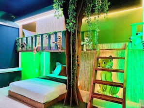 7 chambres, fer et planche à repasser, lit parapluie, Wi-Fi gratuit