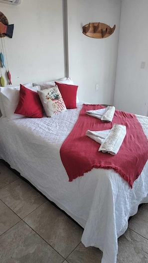 Superior Double Room, Balcony, Partial Sea View | Minibar, in-room safe, free WiFi, bed sheets - Clara Lua Suites  (Ipojuca)