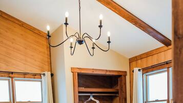 2 bedrooms, in-room safe, iron/ironing board, travel crib