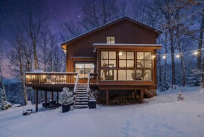 Exterior - Hot tub/Sauna/Hiking/Indoor Pool/ Lakes (East Stroudsburg)