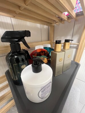 Kaffe og/eller kaffemaskine