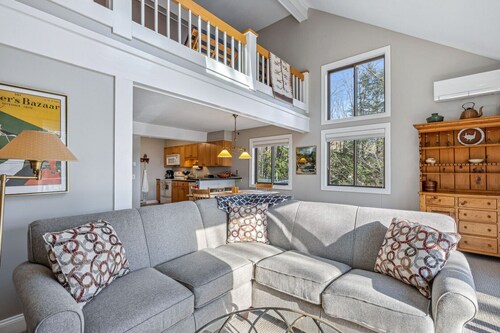 Views, AC, and Family Fun - Kingswood 12E