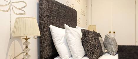 3 chambres, bureau, fer et planche à repasser, Wi-Fi gratuit