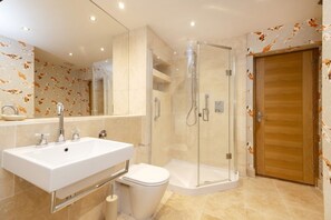 Unclassified image, 3 of 21, button