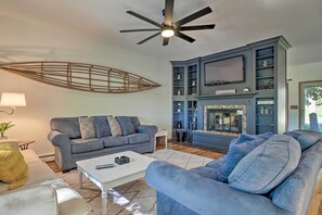 Smart TV, fireplace, video games, foosball