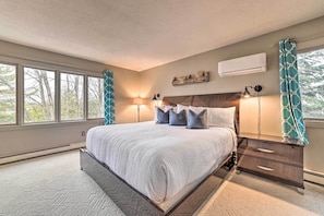5 Schlafzimmer, Schreibtisch, Bügeleisen/Bügelbrett, Reisekinderbett