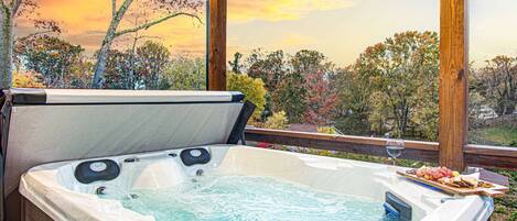 Outdoor spa tub
