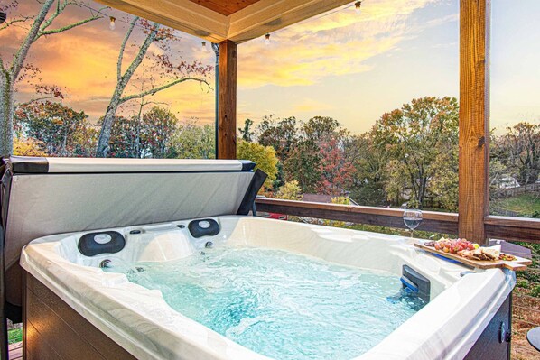 Outdoor spa tub - Demure Haus - Two Bedroom House, Sleeps 6 (Asheville)