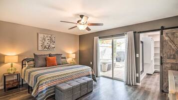 5 bedrooms, desk, iron/ironing board, travel cot