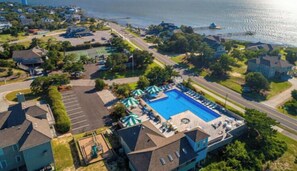 Exterior - About 255' to Community Pool & 1425' to Beach Access (Duck)