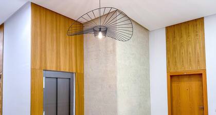 Luxury studio & Centric flat