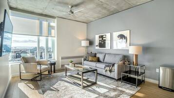 Apartment, 2 Bedrooms (QueenBed) | Living area