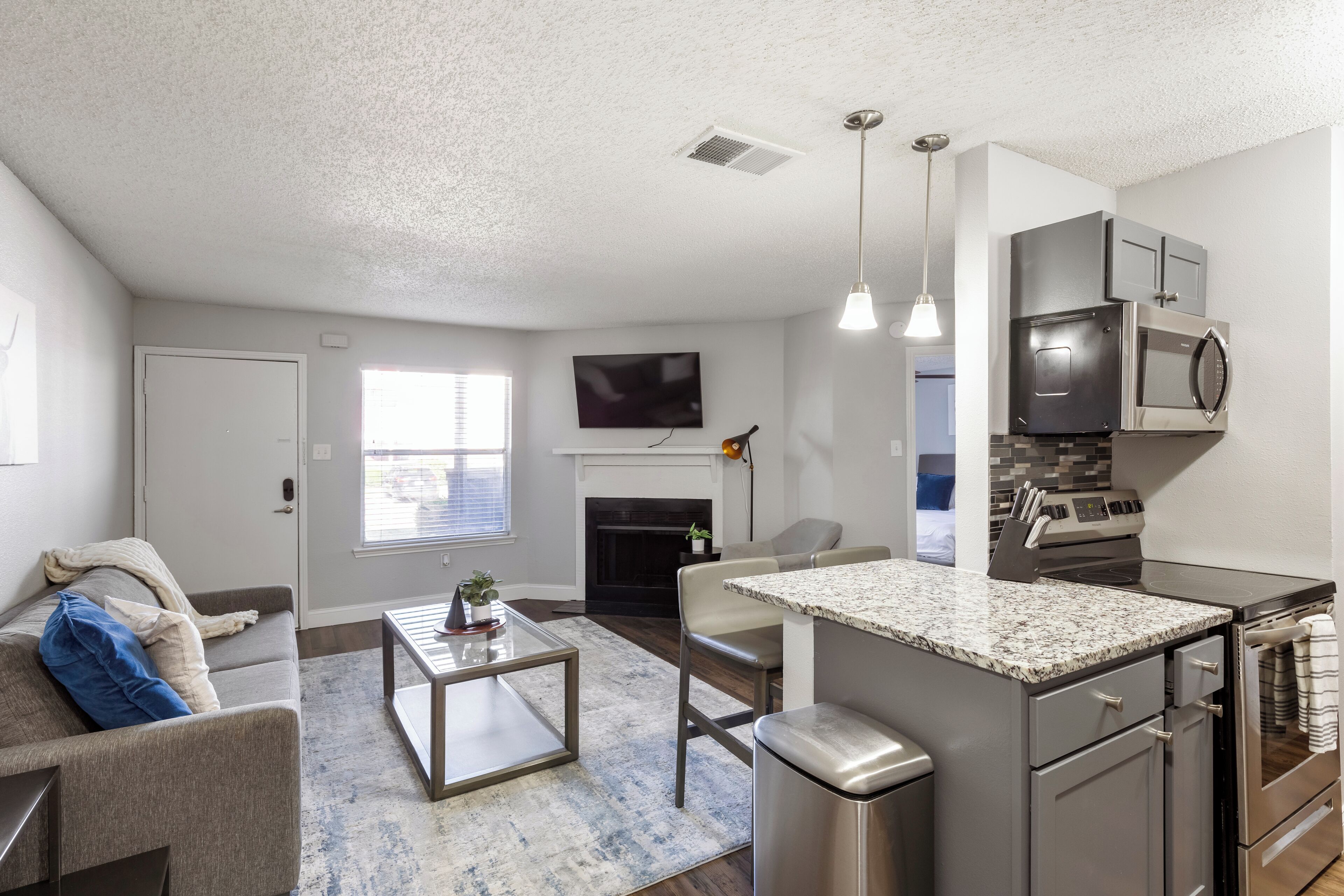 Apartment, 1 Bedroom | Living area | 40-inch TV with digital channels