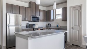 Apartment, 2 Bedrooms (QueenBed) | Private kitchen | Full-sized fridge, microwave, oven, stovetop