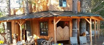 Augustino Vineyard Winery Cabin Cave Junction