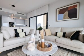 TV - SUNSET CLIFFS boho style apartment (Benidorm)