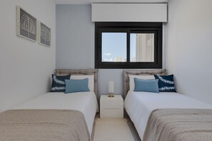 2 室のベッドルーム、WiFi