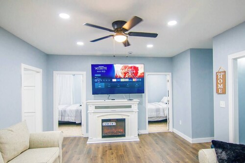 Fully Furnished 1st Floor Retreat, Comfort Awaits