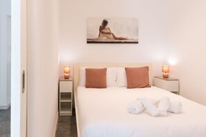 2 bedrooms, iron/ironing board, travel crib, WiFi