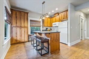Fridge, microwave, oven, stovetop - 1910 Craftsman on Walnut (Albany)