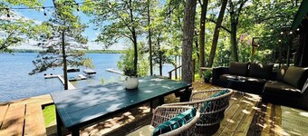 Classic Main Cabin and lakeside hot tub in Nisswa