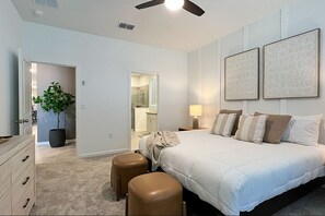 6 chambres, fer et planche à repasser, Wi-Fi, draps fournis