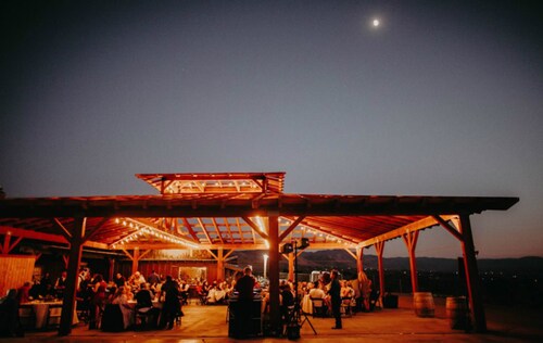 Hilltop Tavern and Inn