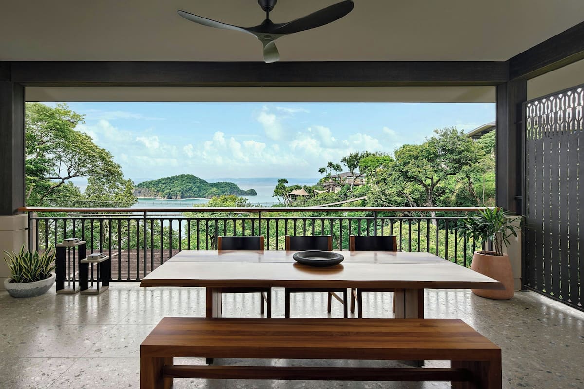 Svit - 1 kingsize-sÀng med bÀddsoffa - balkong - havsutsikt | Minibar, gratis wi-fi och sÀngklÀder