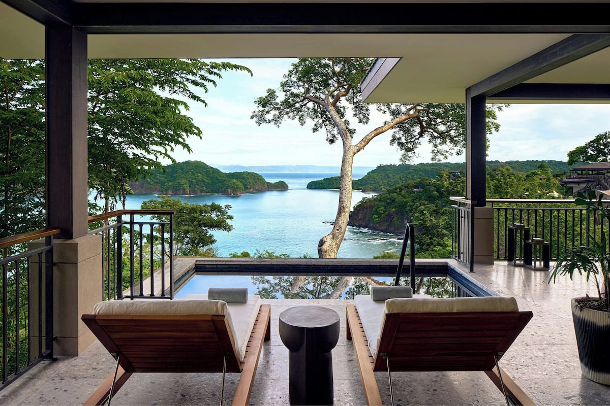 Suite, 2 Bedrooms, Ocean View | Hypo-allergenic bedding available, minibar, cribs (free)