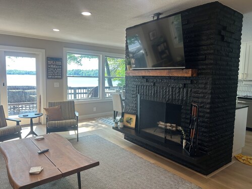 Modern Comfortable 4 Bed 2 Bath House on Hartley Lake in Brainerd - Beach