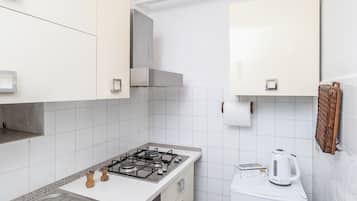 Ferienhaus | Eigene Küche | Großer Kühlschrank, Ofen, Herdplatte
