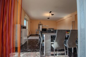 Apartment, Balcony | Living area
