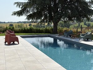 A heated pool - Les Collines de la Chalaronne (DOMPIERRE SUR CHALARONNE)