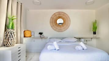 4 chambres, fer et planche Ă  repasser, draps fournis
