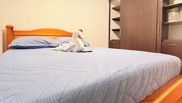 6 多间卧室、熨斗/熨衣板、WiFi、床单