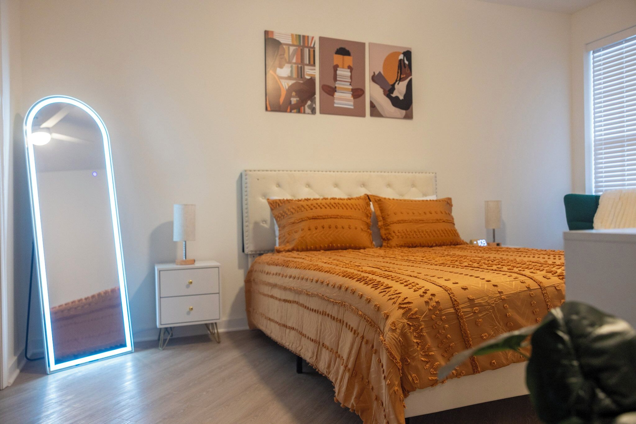 1 soverom, skrivebord, strykejern/-brett og wi-fi