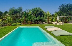 Pool - Amazing home in Santa Eulalia des Riu (Santa Eulalia des Riu)