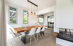 Dining - Amazing home in Santa Eulalia des Riu (Santa Eulalia des Riu)