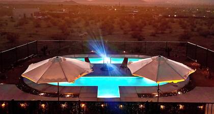 Magical Vibes on 5 Acres with panoramic views.