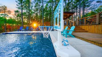 Ulkouima-allas, lämmitetty uima-allas