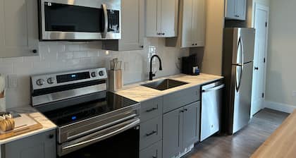 The Innwoods - Two Bedroom Apartment