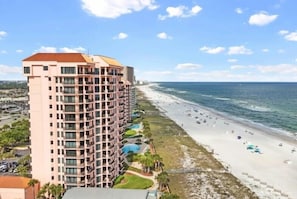 On the beach - Seachase 1105W | Beachfront | Splash Pad, Pools, Saunas, Hot Tub | My Beach Getaways (Orange Beach)